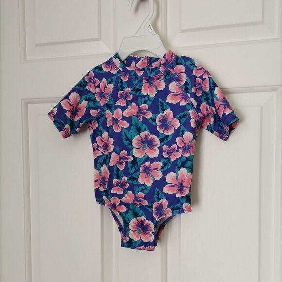 3/$20 Joe Fresh baby girl rash guard - Picture 1 of 5